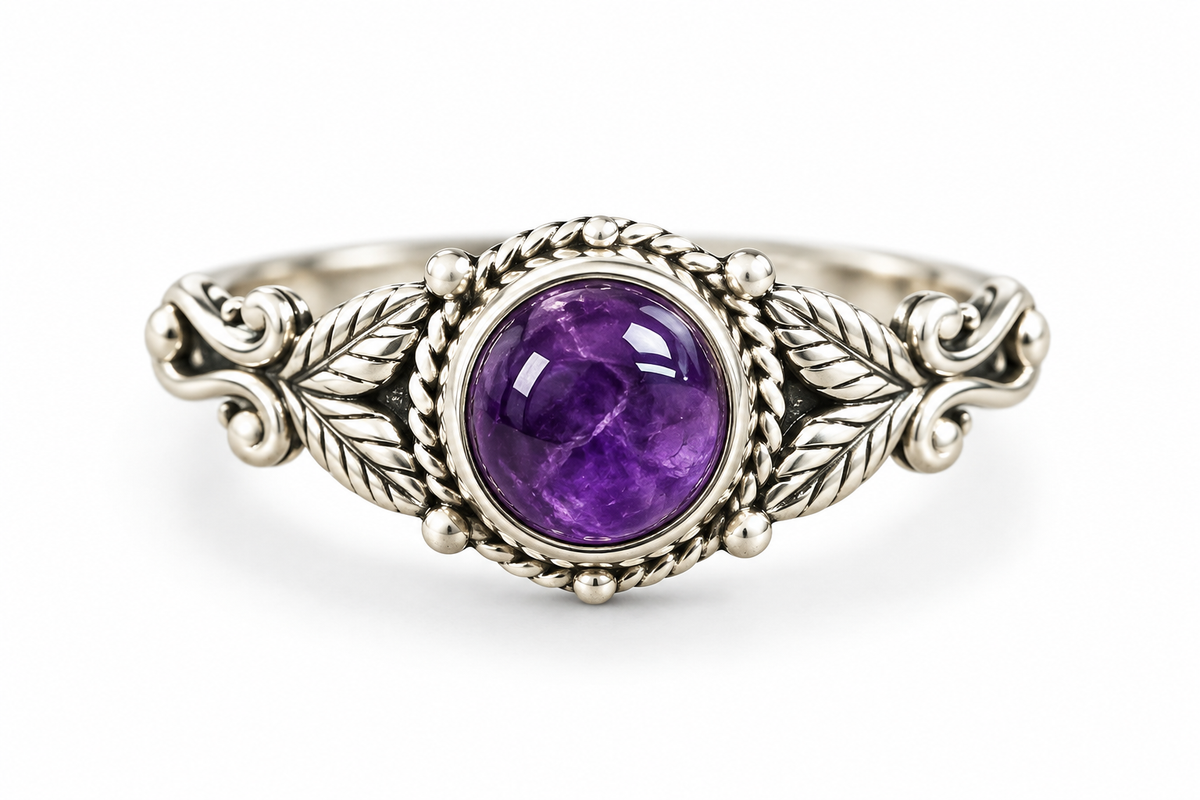 Size 8 (silver ring)