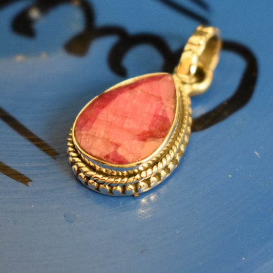 Ganesha Handicrafts, Dainty Ruby Pendant, Ruby Pendant, Womens Trending Pendant, New Model Womens Pendant, Womens Modern Pendant, Stylish Pendant for Women's Collections.