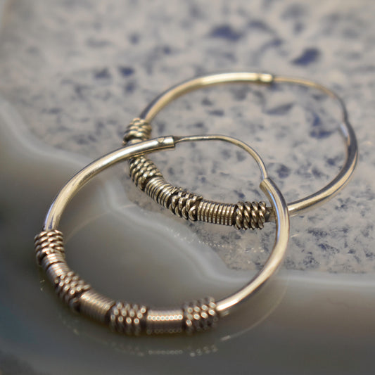 Ganesha Handicrafts, Detailed Hoops, Detailed Womens Hoops, New Trending Hoops, Women's stylish Hoops, Modern Hoops, Womens New Trend Hoops List.