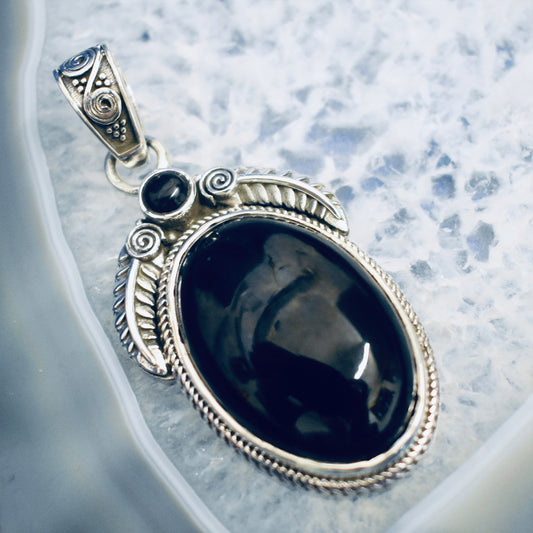 Ganesha Handicrafts, Detailed Onyx Pendant, Womens Trending Pendant, New Model pendant, Women's Modern Pendant, Fashion For Women's Pendant.