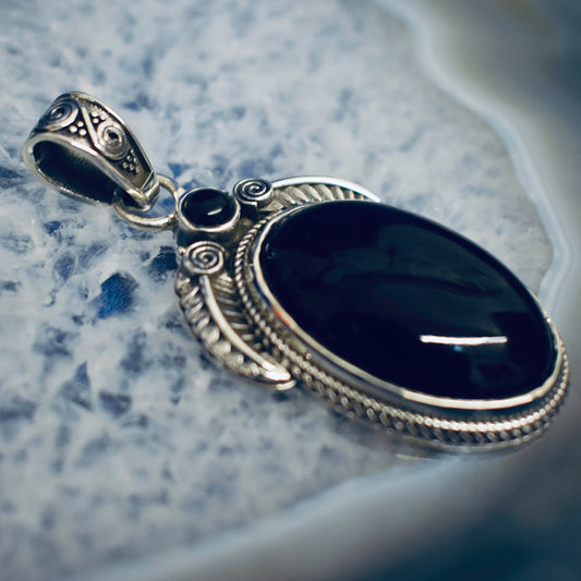 Ganesha Handicrafts, Detailed Onyx Pendant, Womens Trending Pendant, New Model pendant, Women's Modern Pendant, Fashion For Women's Pendant.