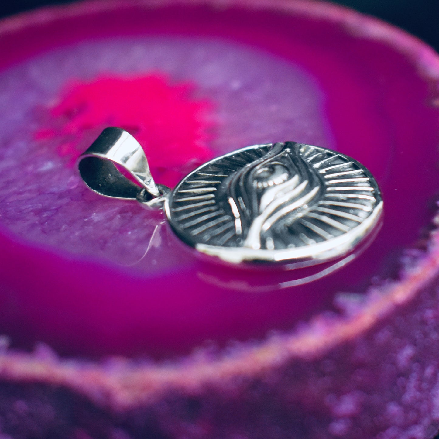 Ganasha Handicrafts, Eye of Horus Pendant, Eye style Pendant, New Modern Pendant, Women's Trending Pendant, Women's Model Pendant.