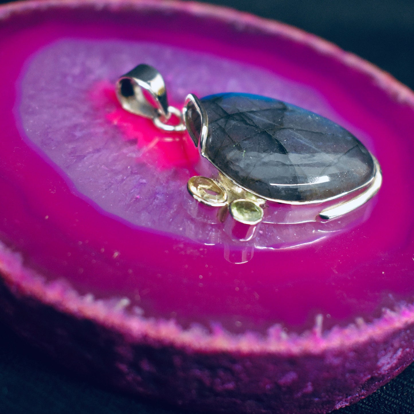 Ganesha Handicrafts, Labradorite Pendant, Womens stylish Pendant, New Model Womens Pendant, Women's New Modern trending Pendant, Fashion For Women's Pendant.