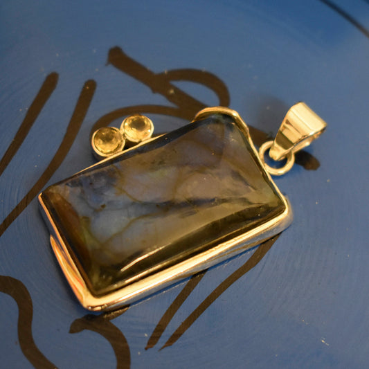 Ganesha Handicrafts, Labradorite and Citrine Drop, Citrine Drop, Women's New Modern Drop Pendant, New Model Women's Pendant, Women's Stylish Pendant.