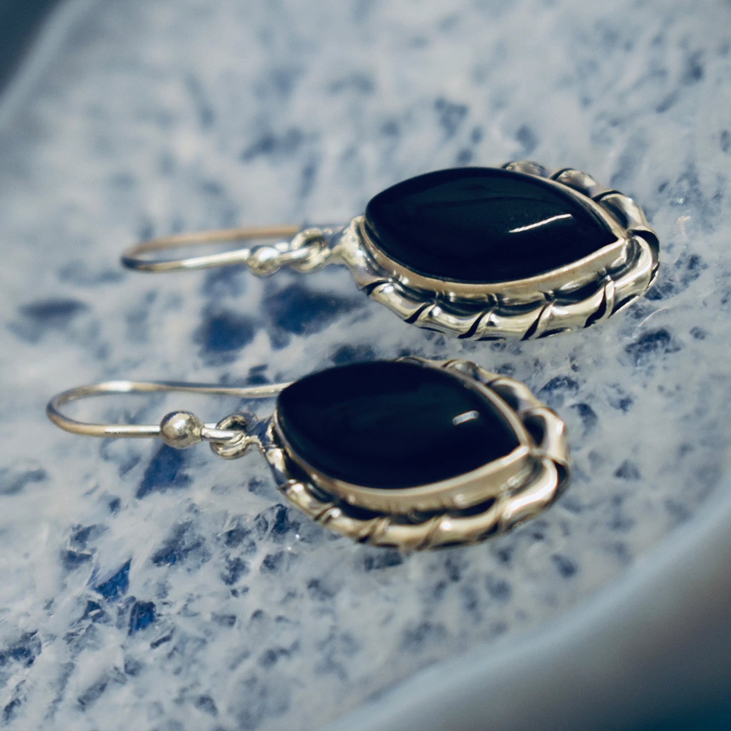 Ganesha Handicrafts, Modern Detailed Onyx Earrings, Modern Onyx Earrings, Onyx Earrings, Womens Trending Earrings, New Model Earrings, Women's Stylish Earring, Traditional Women's Earrings.