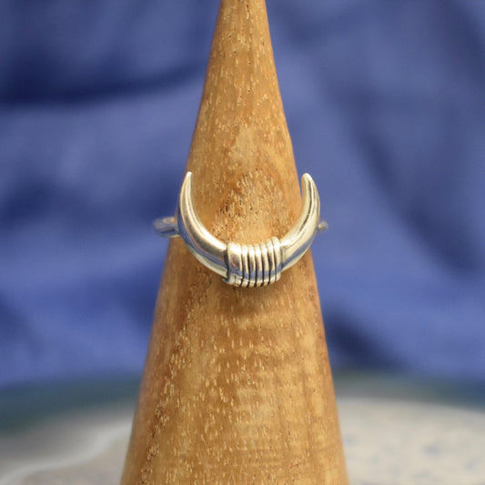 Ganesha Handicrafts, Moon Ring, Moon style Ring, Moon Model Ring, Women's Trending Ring, New Model Women's Ring, Women's Modern Ring, Fashion for Women's Stylish Ring.