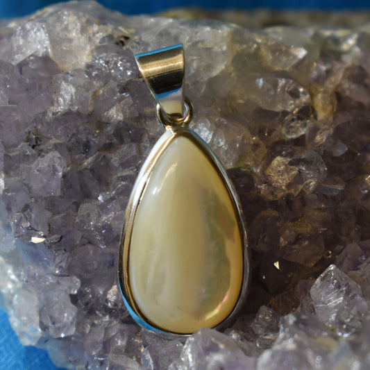 Ganesha Handicrafts, Mother of Pearl Tear Drop Pendant (925), Pearl Tear Drop Pendant, 925-Pearl Tear Drop Pendant, Women's Trending Pendant, New Model Women's Pendant, Womens Modern Pendant, Women's Stylish Pendant.