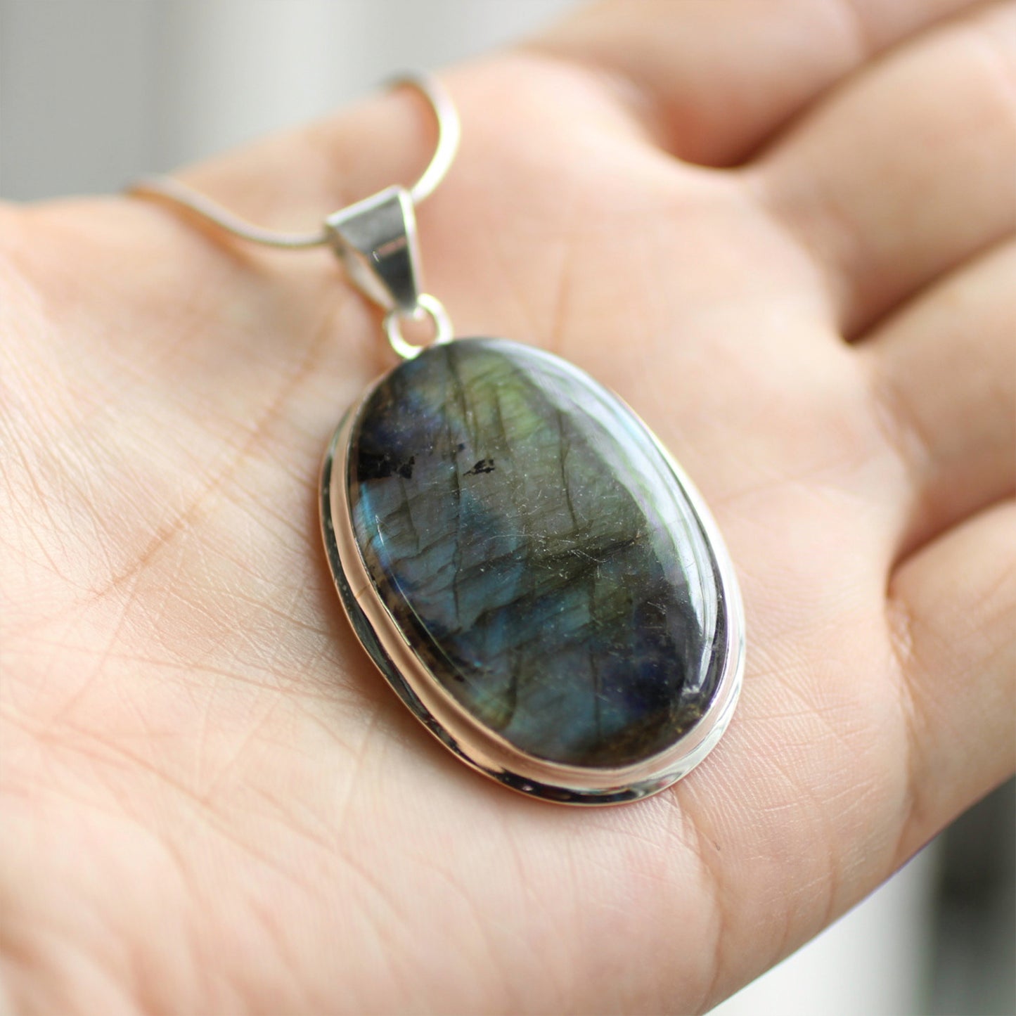 Ganesha Handicrafts, Natural Labradorite 925 Sterling Silver Pendant, Natural Labradorite, 925 Sterling Silver Pendant, Womens Trending Pendant, Womens fashion Pendant, Womens Modern 925 Silver Pendant.