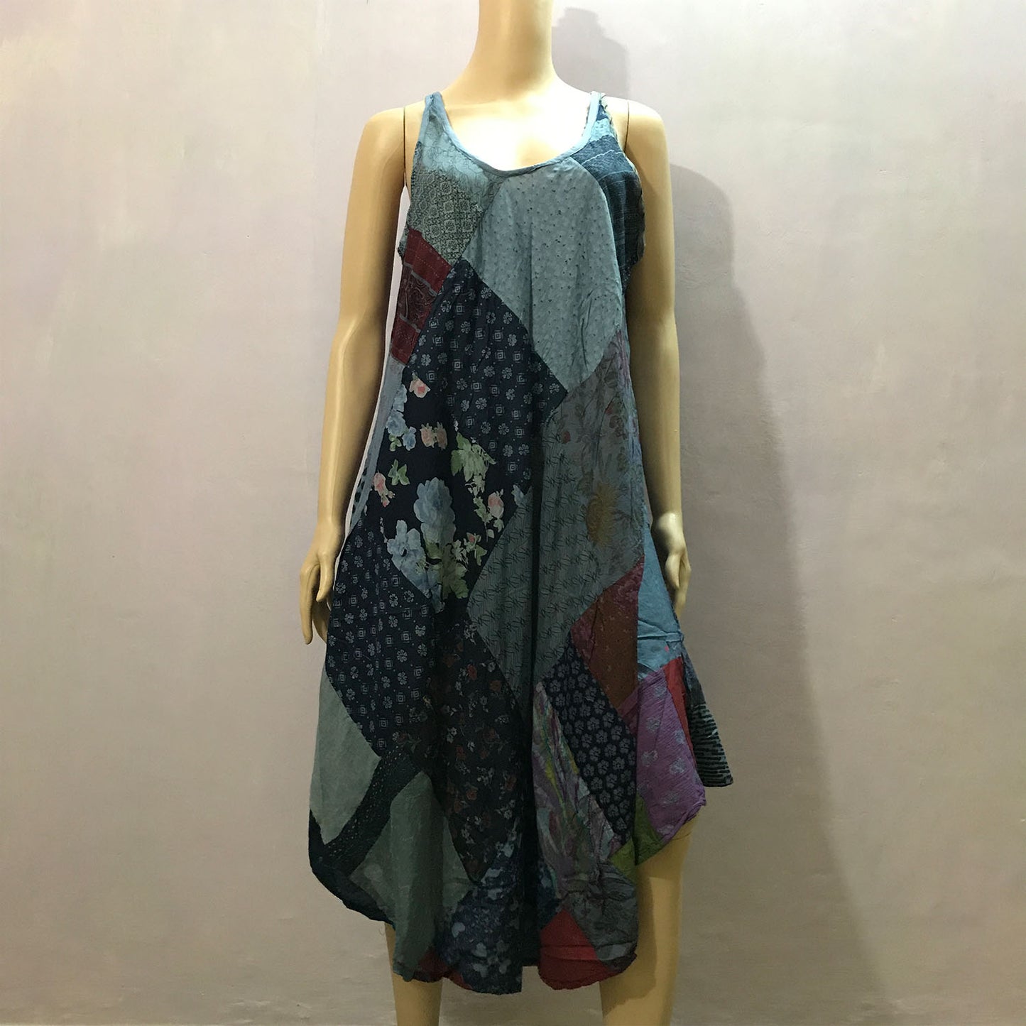 Ganesha Handicrafts, Patch Work Free Size Dress, Womens Free Size Dress, New Model Womens Dress, Womens Modern Dress, Womens Dress Collections, trending Dresses, Womens New Trending dress.