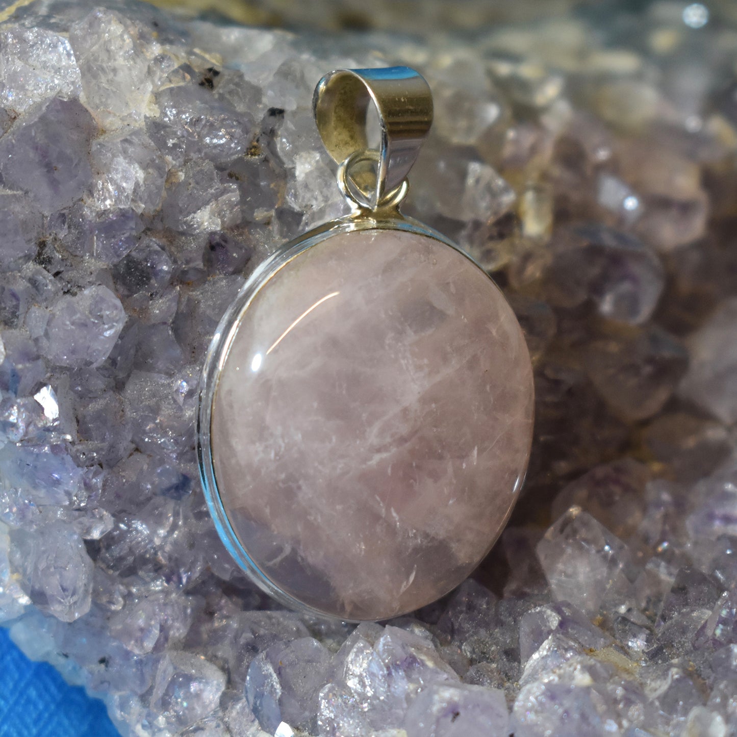 Ganesha Handicrafts, Rose quartz Pendant, Rose Color Pendant, Womens Trending Pendant, New Model Pendant, Womens New Modern Pendant.