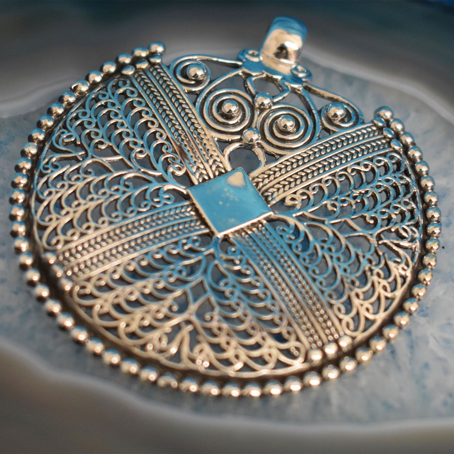 Ganesha Handicrafts Sterling Silver Large Medallion Pendant (925), Pendant, Medallion Pendant, Large Medallion Pendant, Sterling Silver Pendant, Large Medallion Pendant, Silver Medallion Pendant