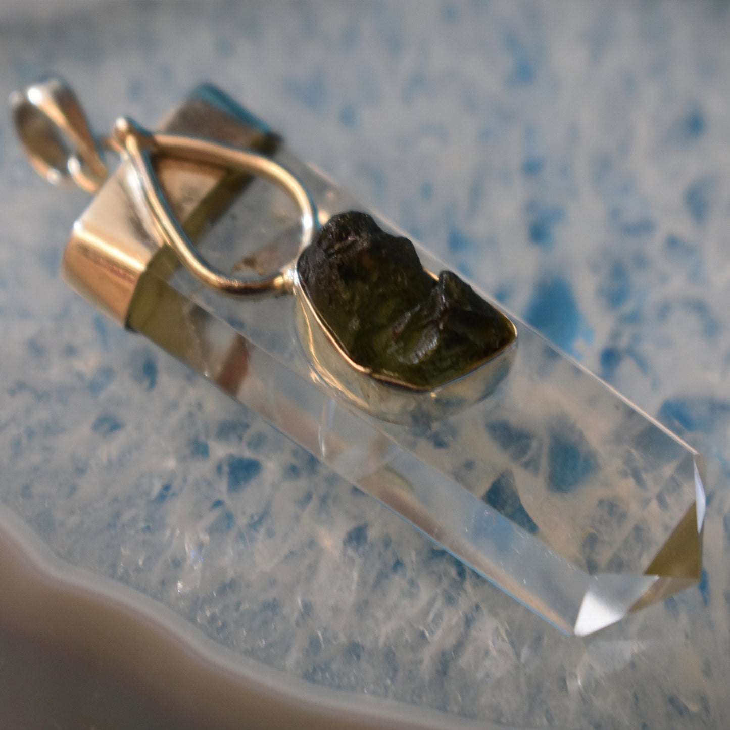 Ganesha Handicrafts, Sterling Silver Quartz and Moldavite Pendant Small (925), Sterling Silver Pendant Small, 925-Silver Pendant, Womens Trending Pendant, Quartz and Moldavite Small Pendant.