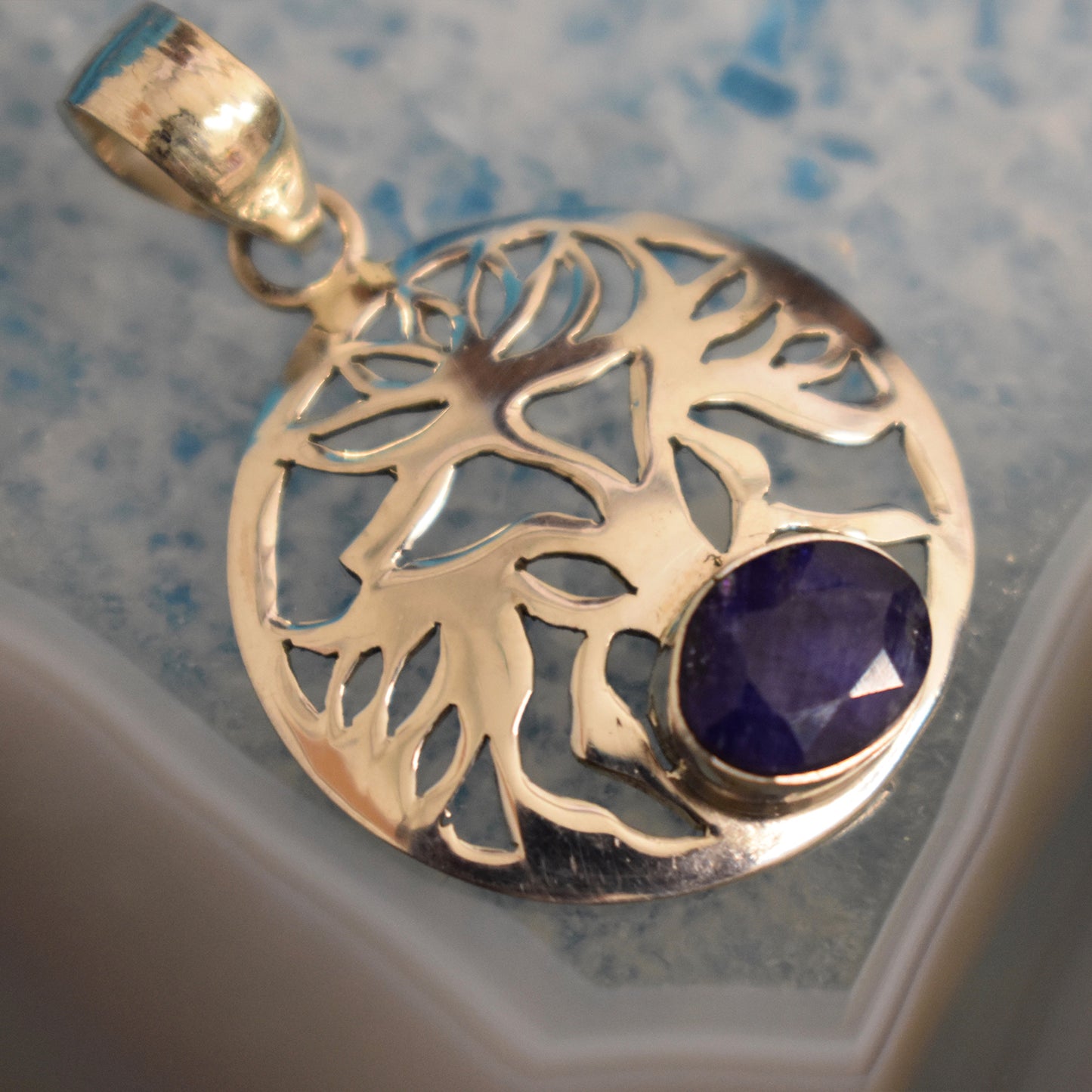 Ganesha Handicrafts, Sterling Silver Sapphire Floral Pendant (925), Silver Floral Pendant, 925-Silver Sapphire Pendant, Womens Trending Pendant, Modern Pendant for Women.