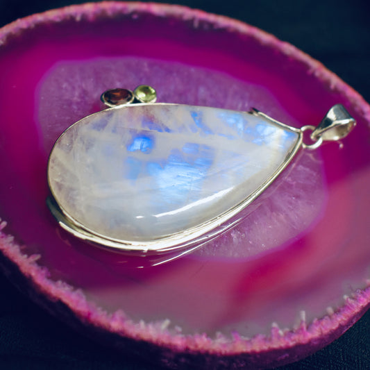 Ganesha Handicrafts, Tear Drop Moonstone Pendant, Tear Drop Pendant, Moonstone Pendant, Women's Stylish Drop Pendant, New Model Pendant, Women's Modern Pendant, Women's Fashion Pendant.