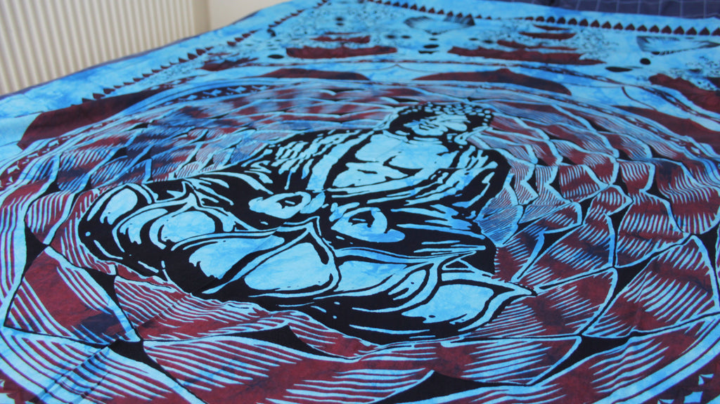 Throws, Bedding & Wall Hangings