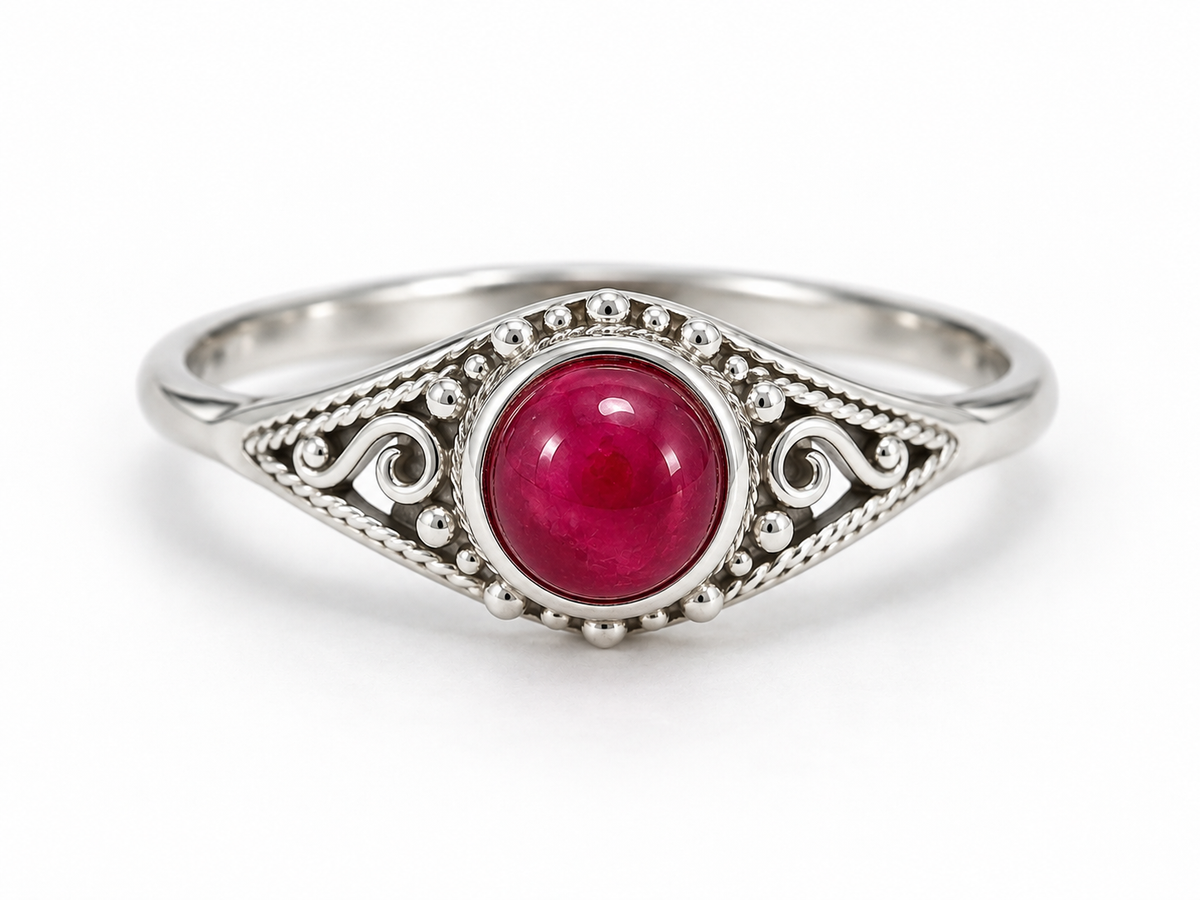 Size 8 silver ring