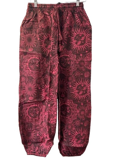 Cuffed sun trousers.