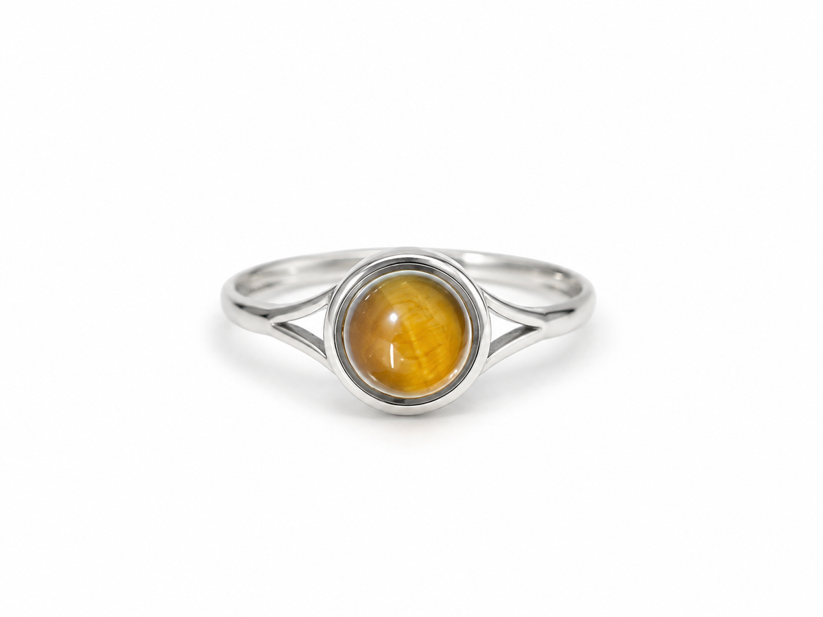 Size 9 ring (silver)