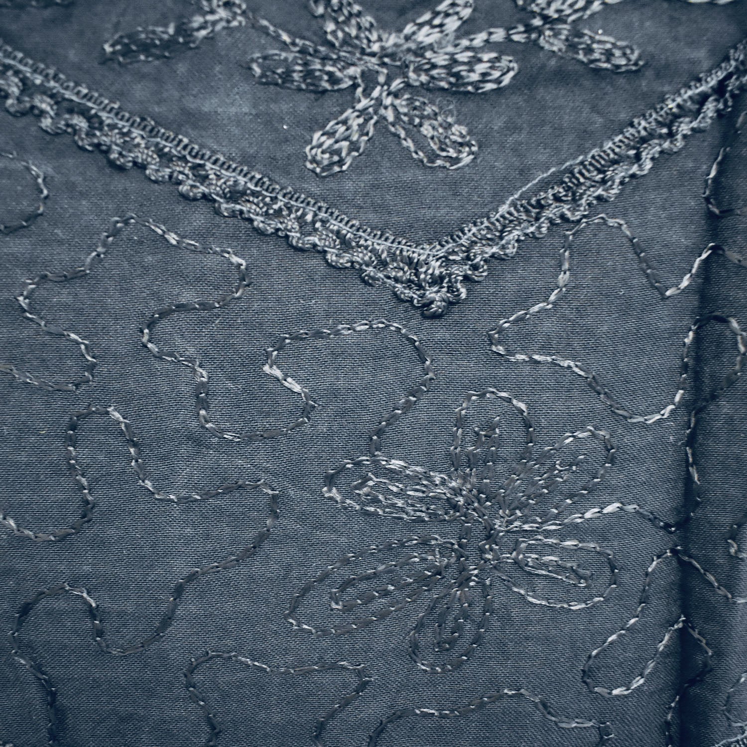 Ganesha Handicrafts, Black Vest Crop Top, Womens Black Vest Crop Top, Womens Traditional Black Vest Crop Top. Crop Top.