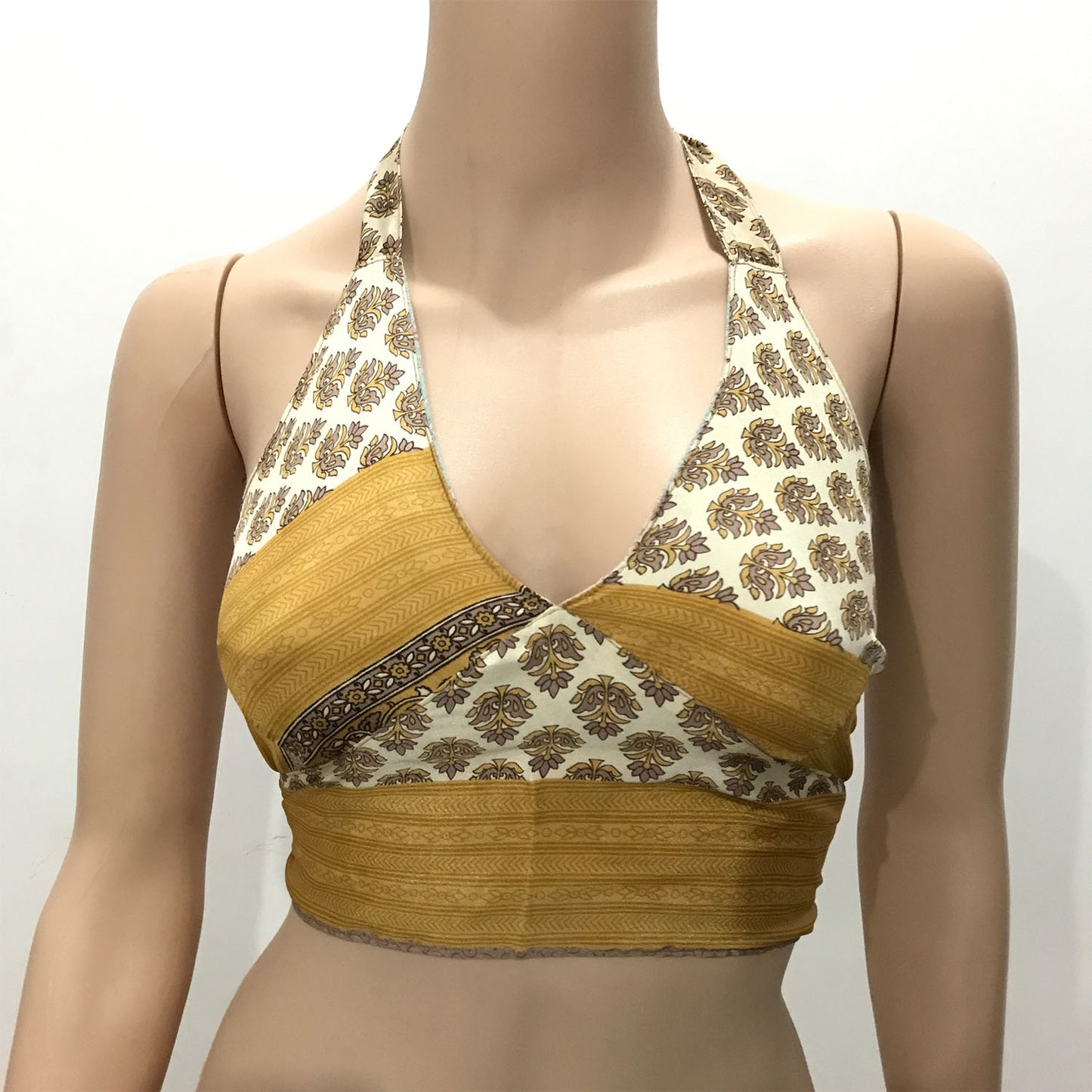 Ganesha Handicrafts Choli Indian Crop Top Halter Neck Back Less (Reversible), Crop Top, Indian Top, Halter Neck Back Less, Reversible, Choli Top, Double Colour Crop top, Womens Crop Top, Trending Top, Popular Crop Top, Double Colour Crop Top