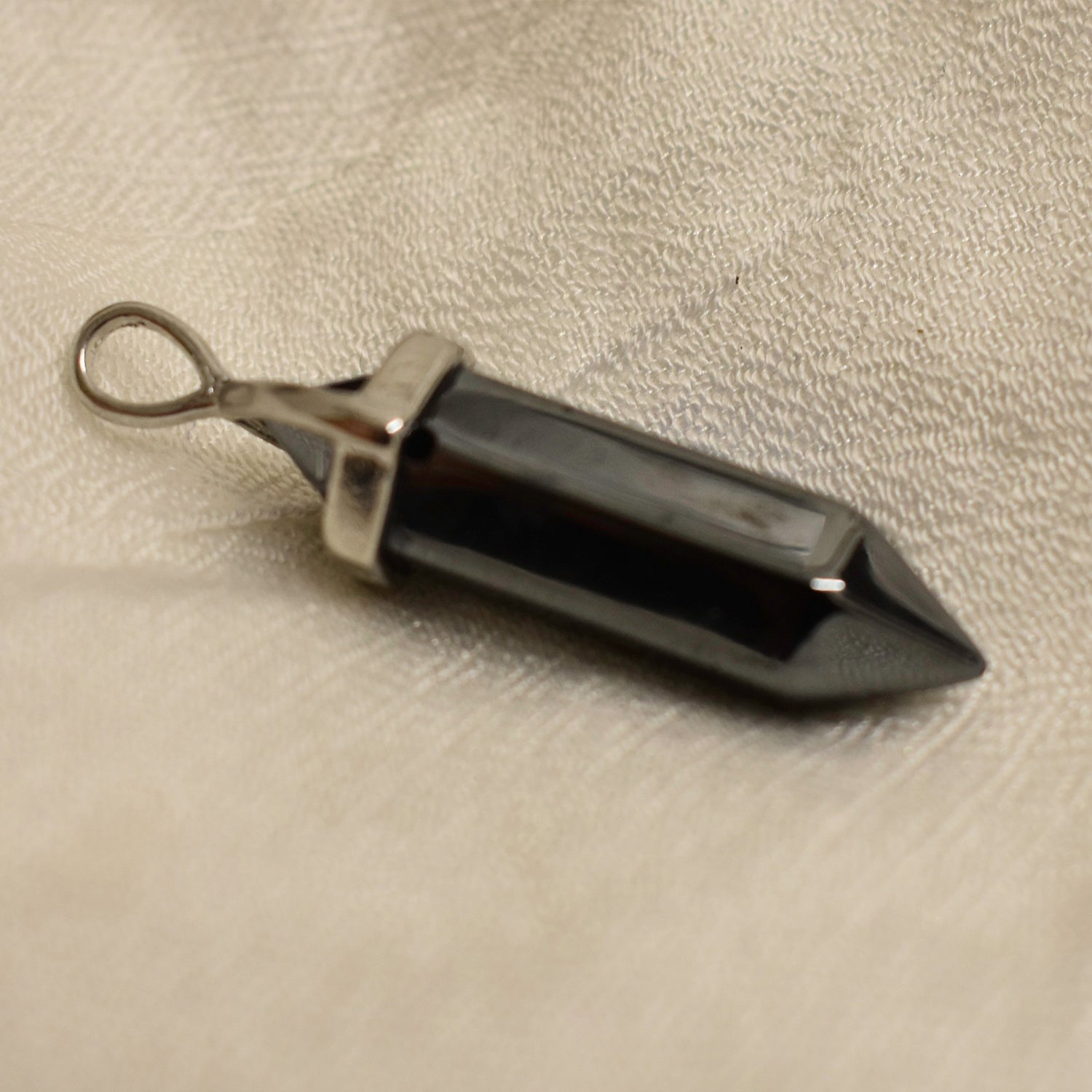 Ganesha Handicrafts, Crystal Points, Women's Trending Crystal Points, New Model Women's Crystal Points, Women's Modern Crystal Points, 