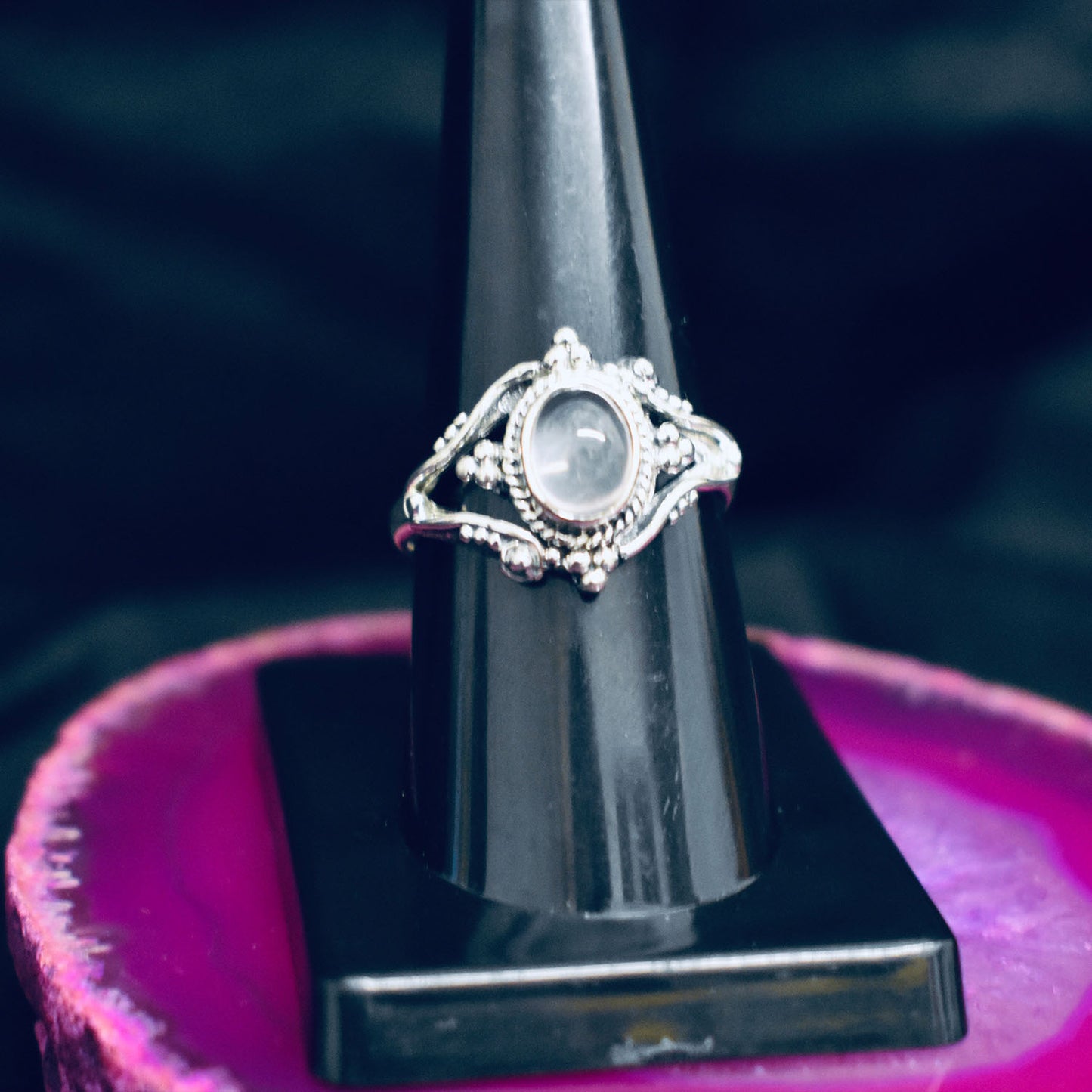 Ganesha Handicrafts, Detailed Quartz Ring, Quartz Ring, Womens Trending Ring, New Model Ring, Womens New Model Ring, womens Fashion Ring. 