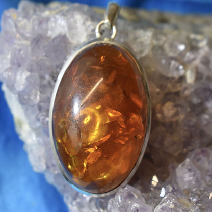 Ganesha Handicrafts-Amber. Pendant, Amber Pendants Jewellery for sale, Sale women's Amber Pendant. Fashion Amber Pendant, Women's trending Amber Pendant. Traditional Amber Jewellery. Orange colour Amber Pendant.