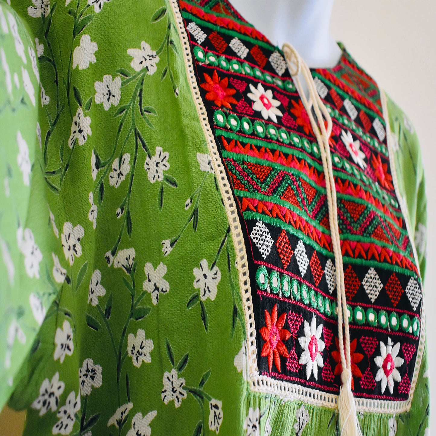 Ganesha Handicrafts Handcrafted Green Blouse, Blouse, Green Blouse, Handcrafted Blouse, Flower Printed Blouse