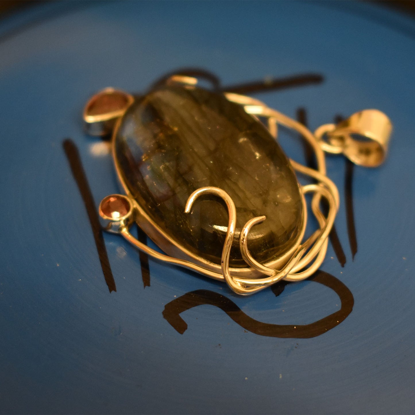 Ganesha Handicrafts Labradorite and Garnet Drop, Drop Pendant, Garnet Drop Pendant, Labradorite Pendant, Golden Pendant