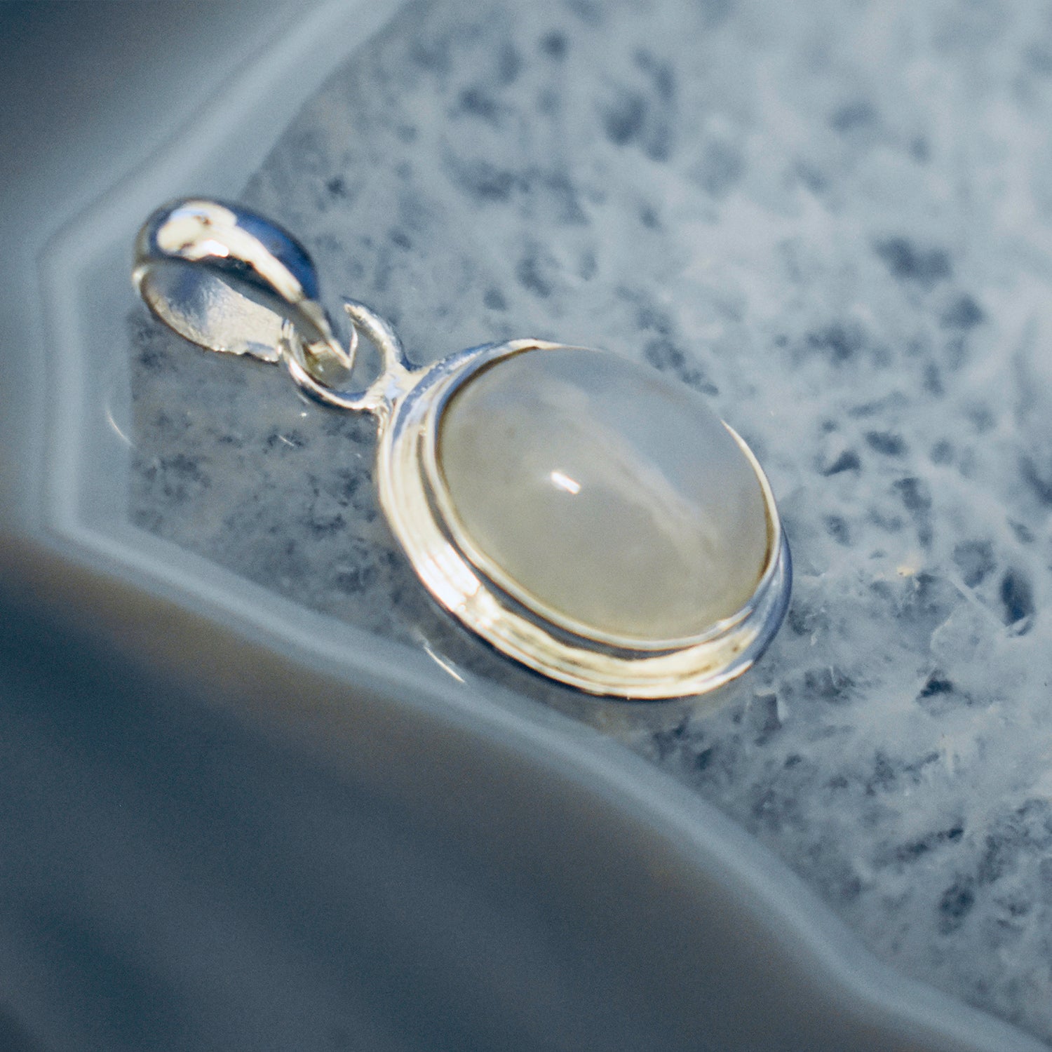 Ganesha Handicrafts, Mini Moonstone Pendant, Moonstone Model Pendant, Women's Trending Pendant, New Model Pendant, Women's Modern Pendant, Women's Stylish pendant. 