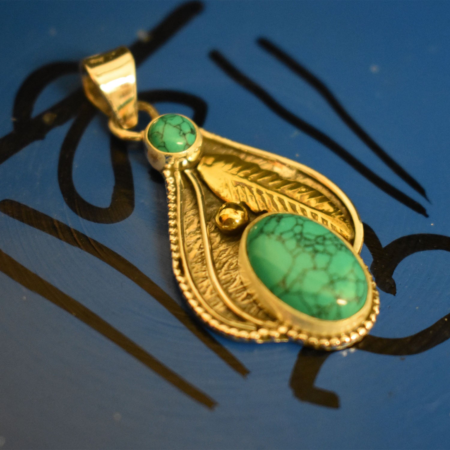 Ganesha Handicrafts, Mixed Silver Turquoise Pendant, Silver Turquoise Pendant, Fashion Mixed Silver Turquoise Pendant, Trending Mixed Silver Turquoise Pendant, Turquoise Pendant, Silver Turquoise Pendant.