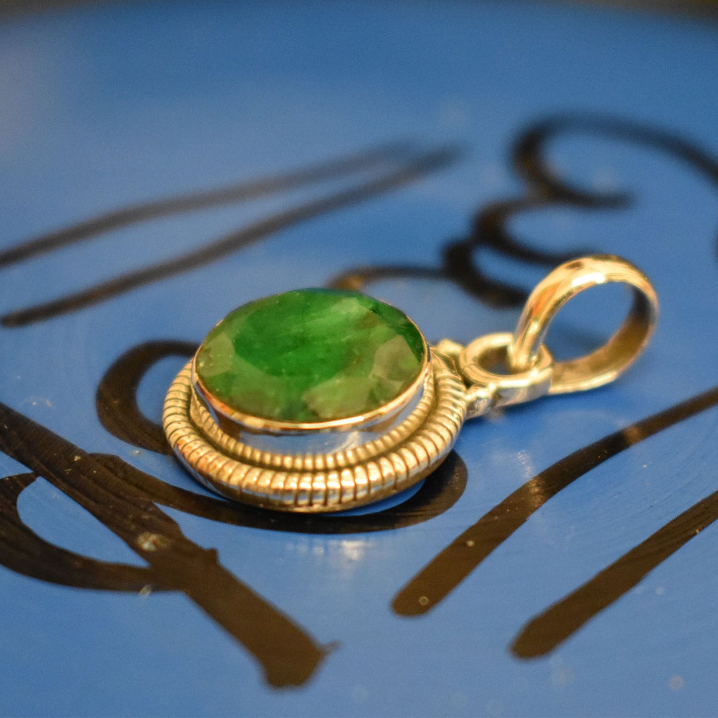 Ganesha Handicrafts Small detailed Emerald, Pendant, Emerald Pendant, Small Detailed Pendant, Green Stone Pendant