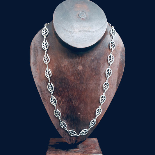 Ganesha Handicrafts, Solid Chunky Leaf Necklace, Necklace, Women's Trending Necklace, New one Modern Necklace, Stylish Women's Necklace. 