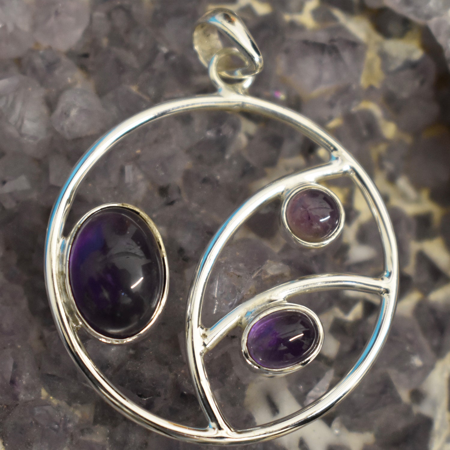 Ganesha Handicrafts, Sterling Silver Circle Stoned Pendant (925), Sterling Silver Stoned Pendant, Circle Stoned Pendant, Women's Trending Pendant, Black Style pendant, Traditional Pendant. 