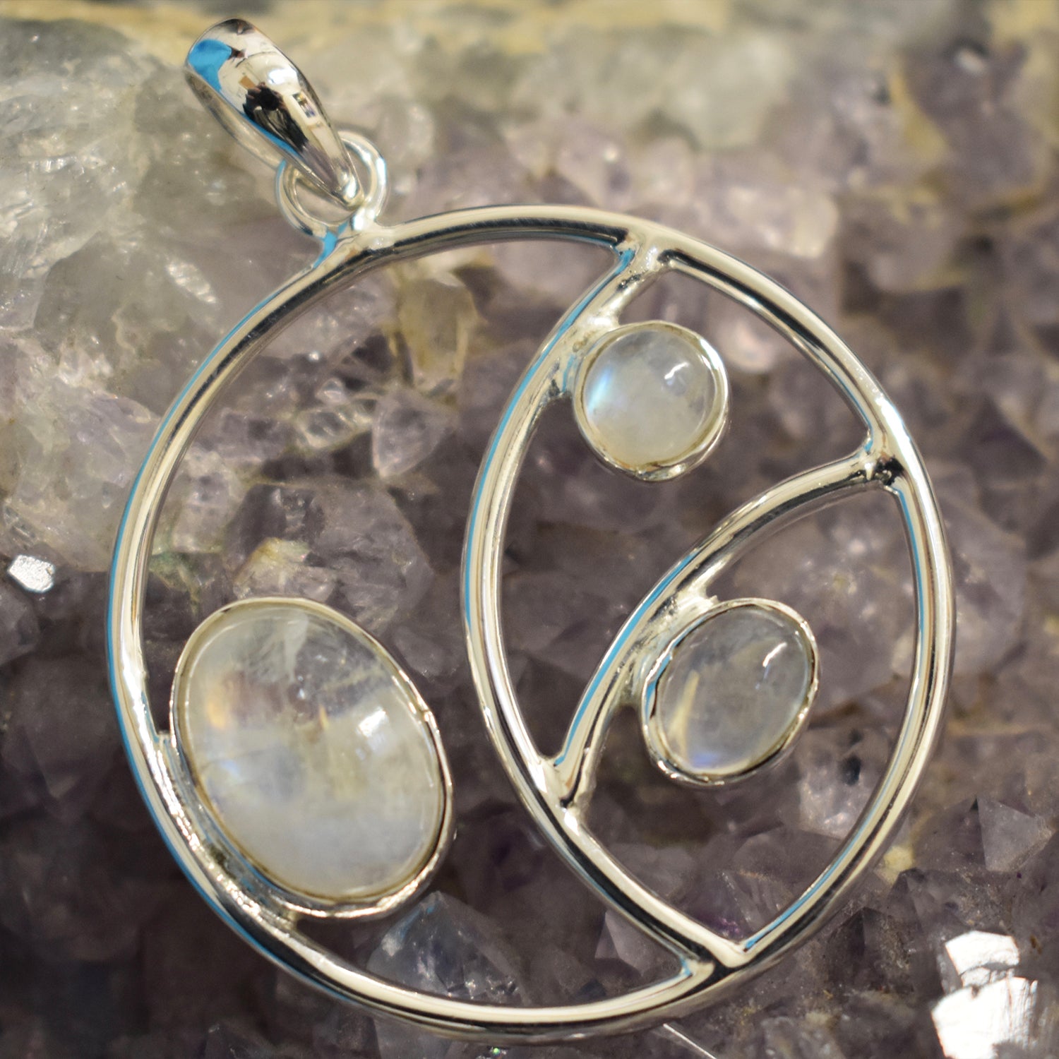 Ganesha Handicrafts, Sterling Silver Circle Stoned Pendant (925), Sterling Silver Stoned Pendant, Circle Stoned Pendant, Women's Trending Pendant, Moonstone Style pendant, Traditional Pendant. 