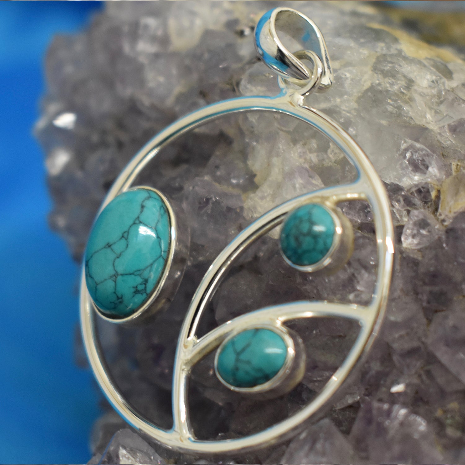Ganesha Handicrafts, Sterling Silver Circle Stoned Pendant (925), Sterling Silver Stoned Pendant, Circle Stoned Pendant, Women's Trending Pendant, Turquoise Style pendant, Traditional Pendant. 