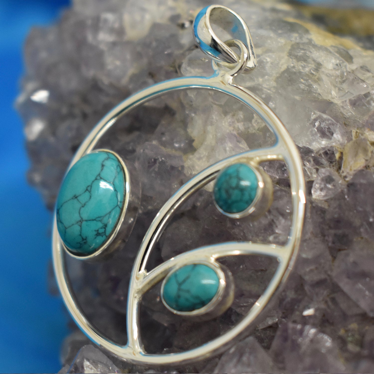 Ganesha Handicrafts, Sterling Silver Circle Stoned Pendant (925), Sterling Silver Stoned Pendant, Circle Stoned Pendant, Women's Trending Pendant, Turquoise Style pendant, Traditional Pendant. 