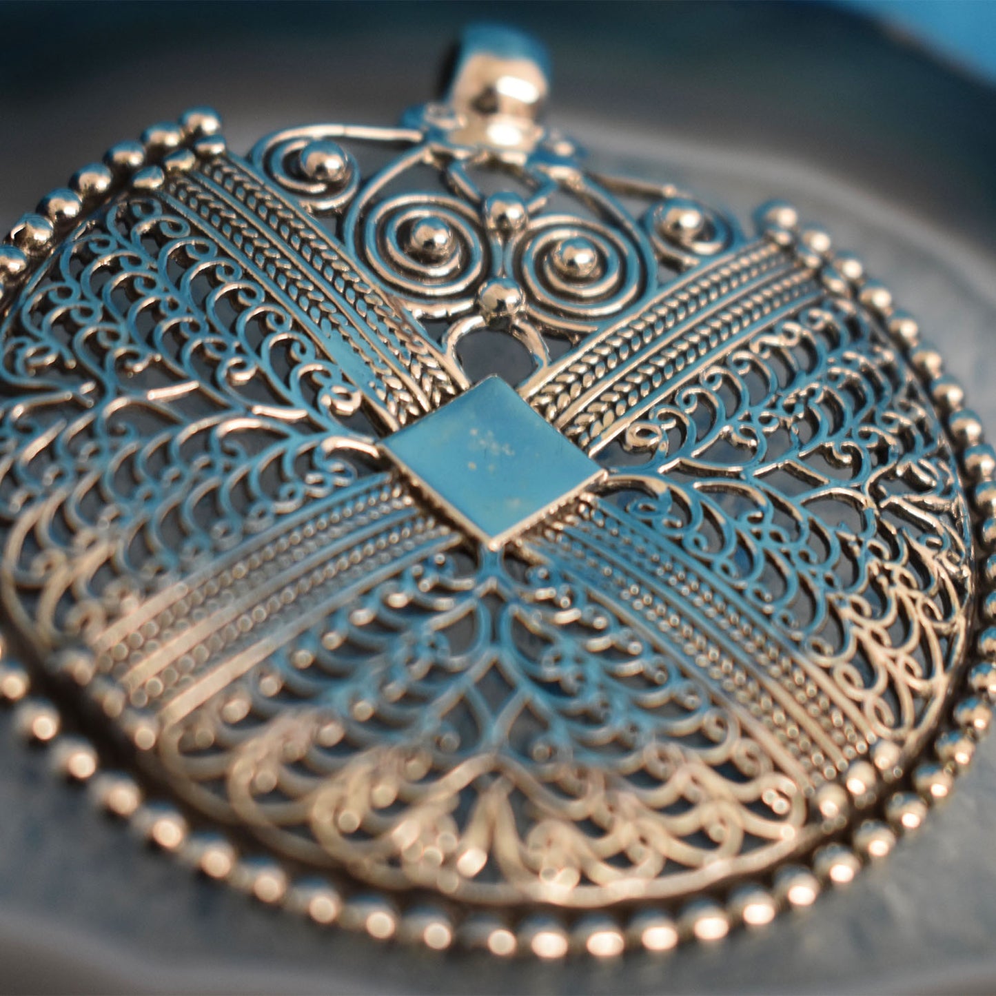 Ganesha Handicrafts Sterling Silver Large Medallion Pendant (925), Pendant, Medallion Pendant, Large Medallion Pendant, Sterling Silver Pendant, Large Medallion Pendant, Silver Medallion Pendant