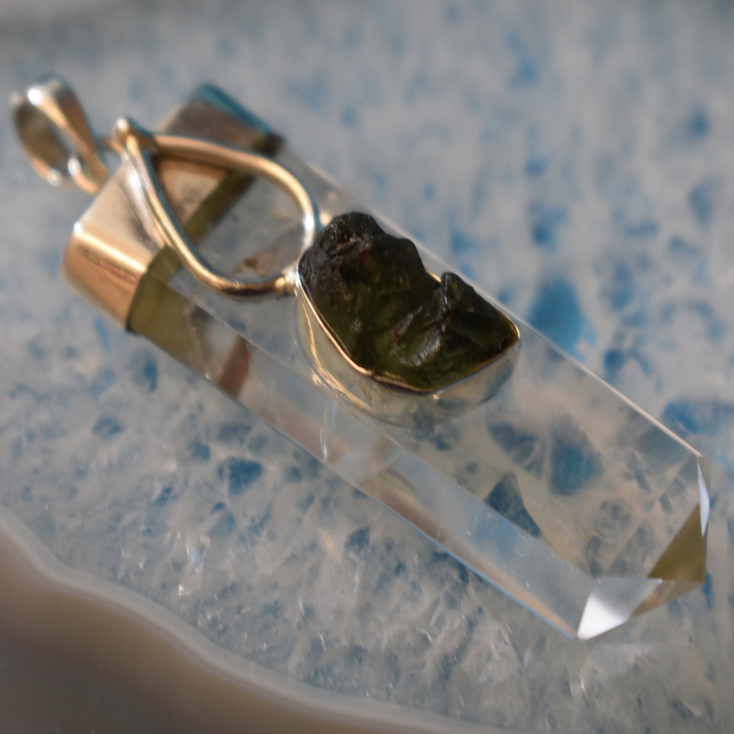 Ganesha Handicrafts, Sterling Silver Quartz and Moldavite Pendant Small (925), Sterling Silver Pendant Small, 925-Silver Pendant, Womens Trending Pendant, Quartz and Moldavite Small Pendant.