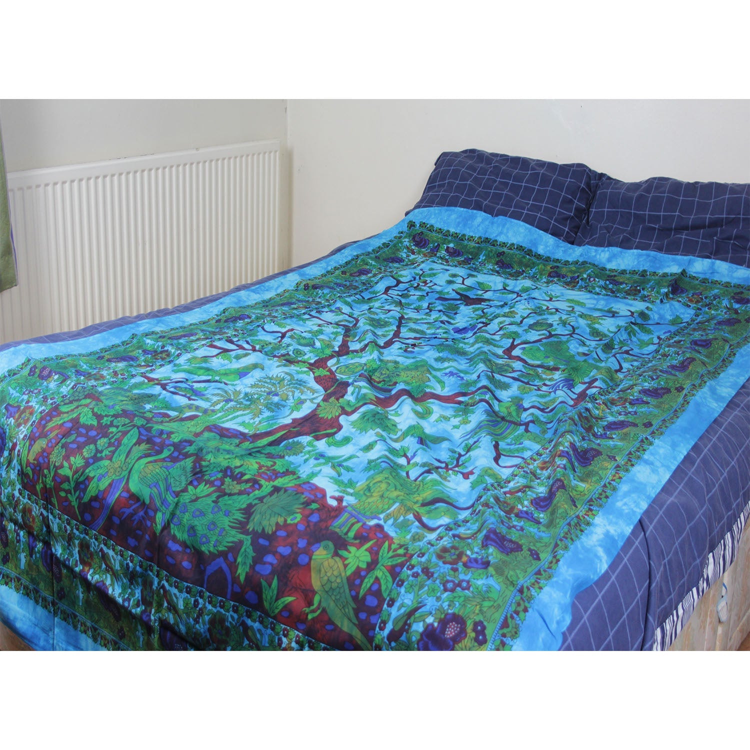Ganesha handicrafts- Tree of Life Cotton Bed Throw, Tree of Life Cotton Bed Throw, Bed throw, Cotton Bed Throw, Cotton Bed, Tree of Life Cotton Bed, Tree of Life Cotton Bed Throw, Life cotton Bed Throw, Green and Blue  colour Tree of Life Cotton Bed Throw.